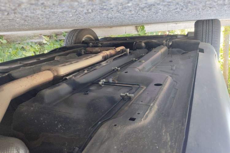 Used Jeep Cherokee 2016 2.0L Superior Edition Chassis Rear Left