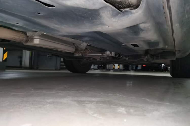 Used Jeep Cherokee 2016 2.4L Professional Smart Version Chassis Rear Right