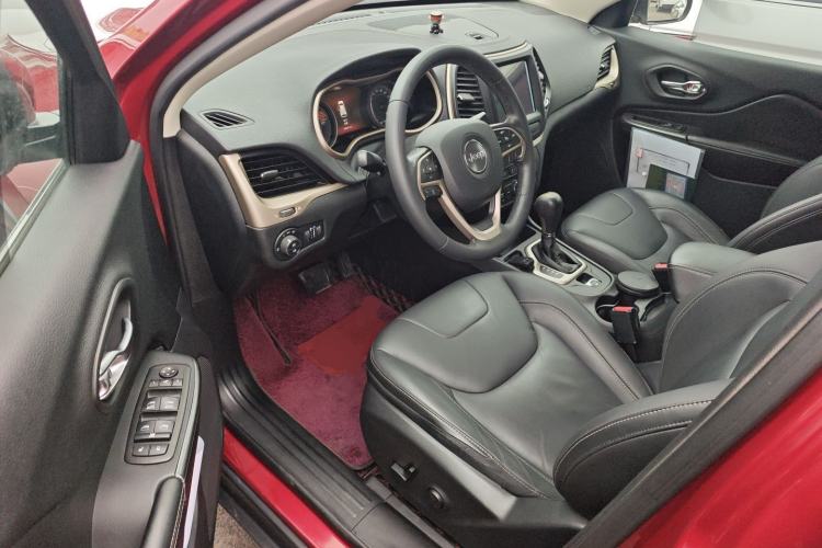 Used Jeep Cherokee 2016 2.4L Leading Smart Version Driver Seat