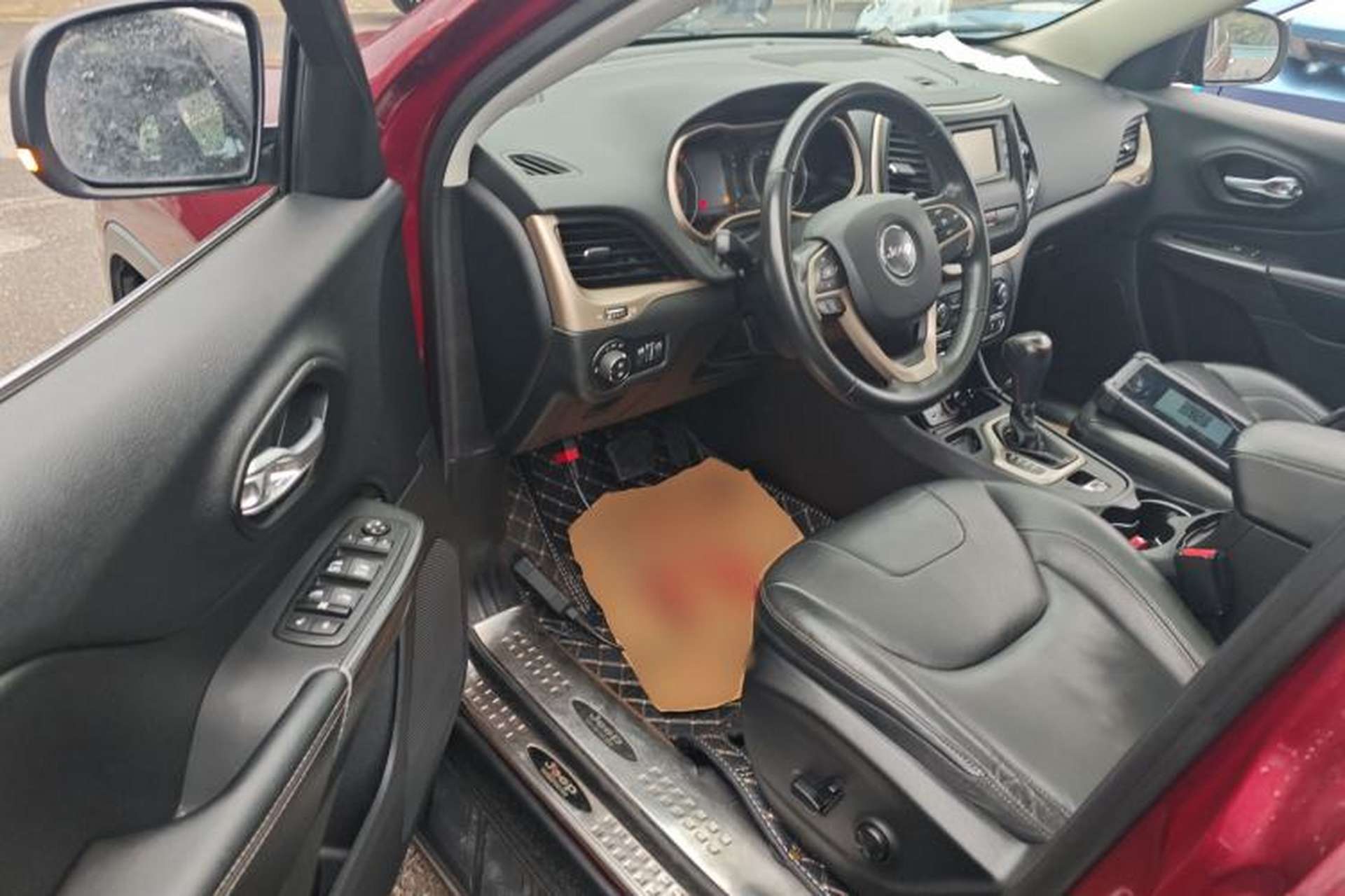 Used Jeep Cherokee 2016 2.4L Leading Edition Driver Seat