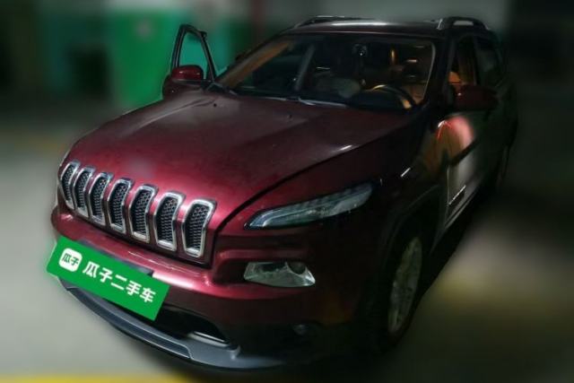 Used Jeep Cherokee 2016 2.0L Superior Edition