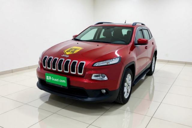 Używany Jeep Cherokee 2016 2.4L Leading Smart Version