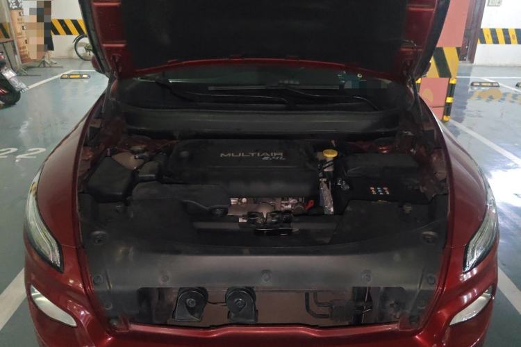 Used Jeep Cherokee 2016 2.4L Leading Edition Engine Bay