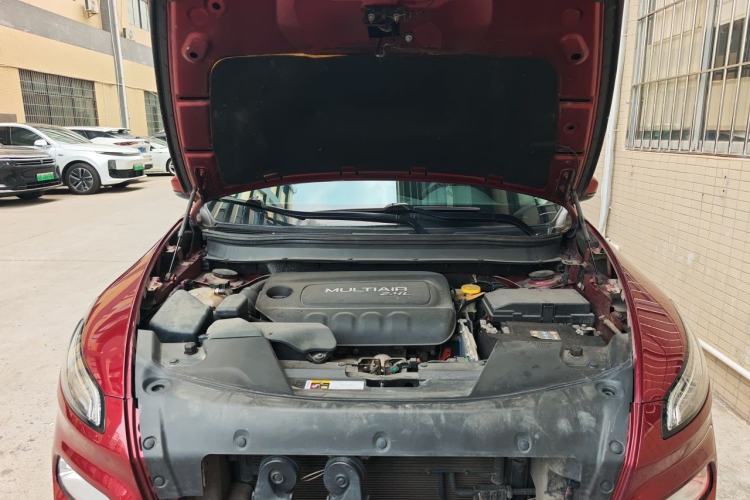 Used Jeep Cherokee 2016 2.4L Professional Edition Engine Bay