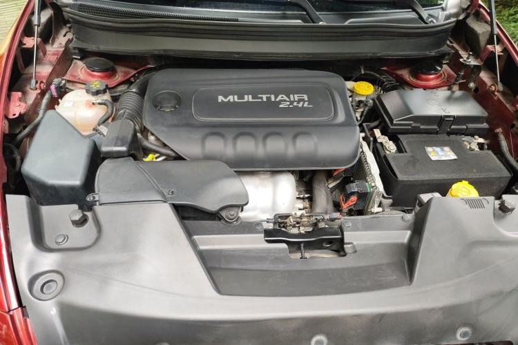 Used Jeep Cherokee 2016 2.4L Leading Smart Version Engine Bay