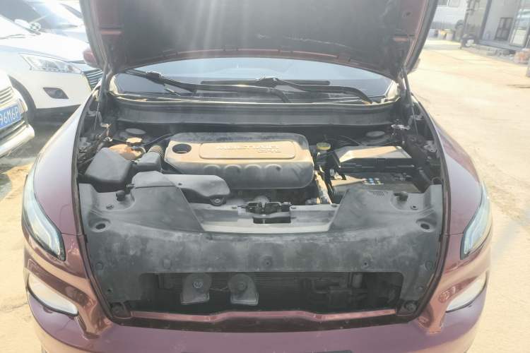Used Jeep Cherokee 2016 2.4L Professional Smart Version Engine Bay