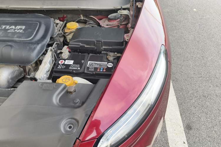 Used Jeep Cherokee 2016 2.4L Professional Smart Version Engine Bay Left