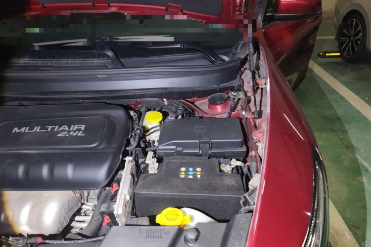 Used Jeep Cherokee 2016 2.4L Leading Smart Version Engine Bay Left