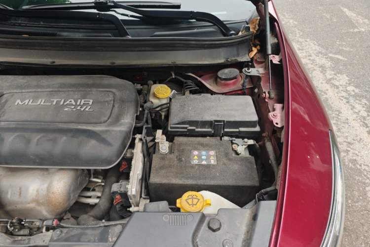 Used Jeep Cherokee 2016 2.4L Professional Smart Version Engine Bay Left