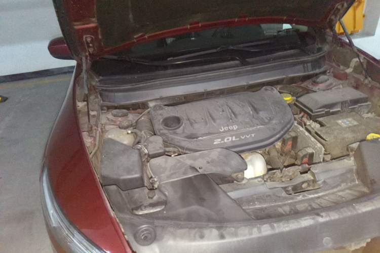 Used Jeep Cherokee 2016 2.0L Smart Version Engine Bay Right
