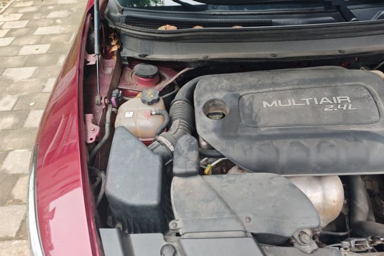 Used Jeep Cherokee 2016 2.4L Professional Smart Version Engine Bay Right