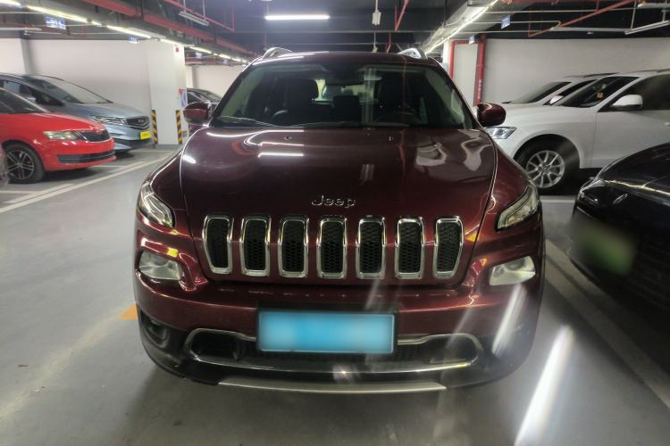 Used Jeep Cherokee 2016 2.4L Professional Smart Version Exterior 1