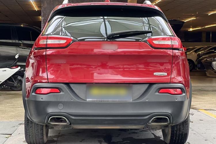 Used Jeep Cherokee 2016 2.4L Leading Edition Exterior 3