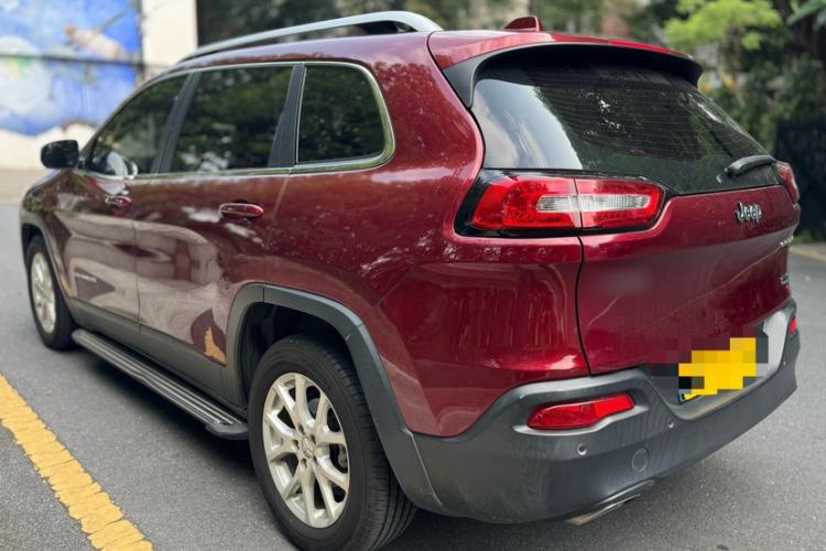 Used Jeep Cherokee 2016 2.4L Leading Edition Exterior 4