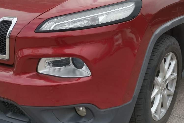 Used Jeep Cherokee 2016 2.4L Leading Edition Exterior 4