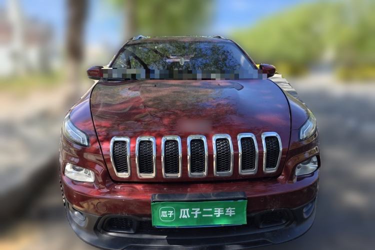 Used Jeep Cherokee 2016 2.0L Superior Edition Front