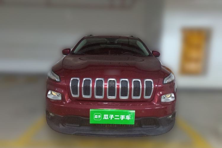 Used Jeep Cherokee 2016 2.0L Smart Version Front