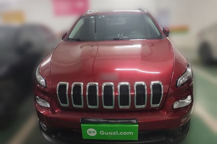 Used Jeep Cherokee 2016 2.4L Leading Smart Version Front