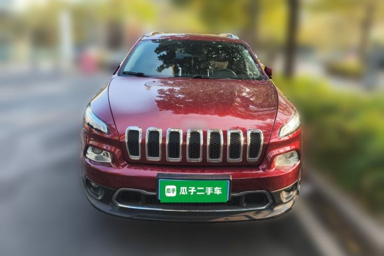 Used Jeep Cherokee 2016 2.4L Leading Smart Version Front