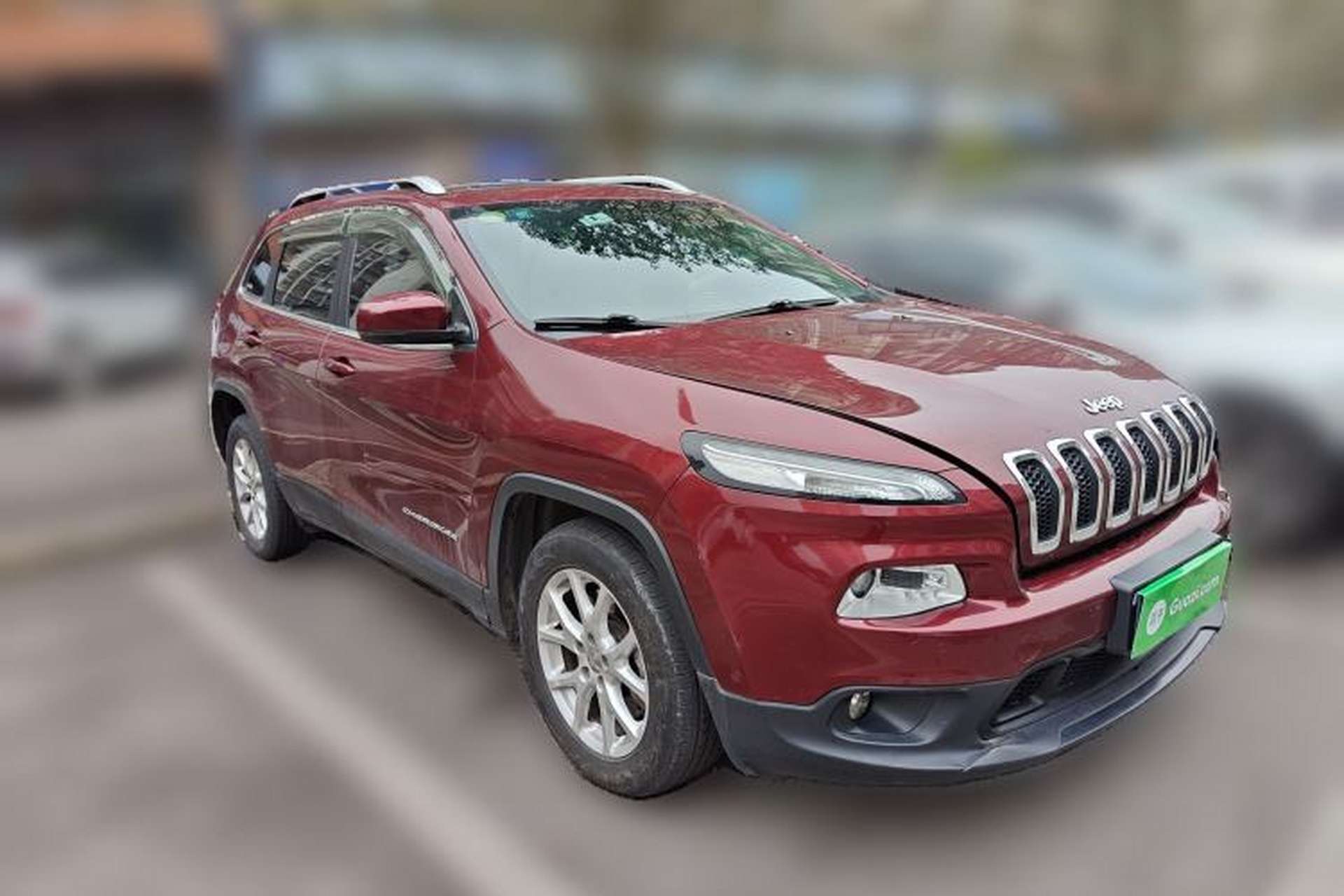Used Jeep Cherokee 2016 2.0L Superior Edition Front Right 45 Deg