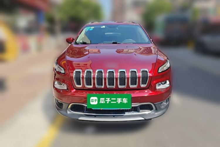 Used Jeep Cherokee 2016 2.4L Superior Edition Front