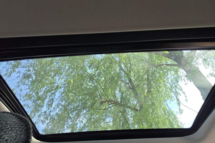 Used Jeep Cherokee 2016 2.0L Superior Edition Headliner