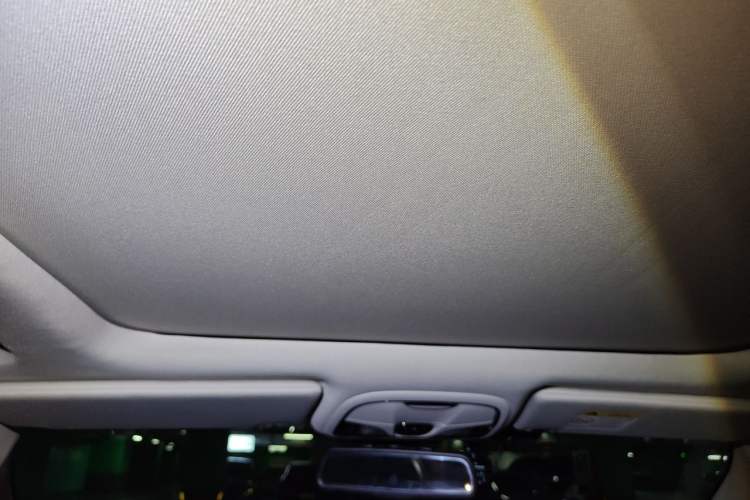 Used Jeep Cherokee 2016 2.0L Superior Edition Headliner
