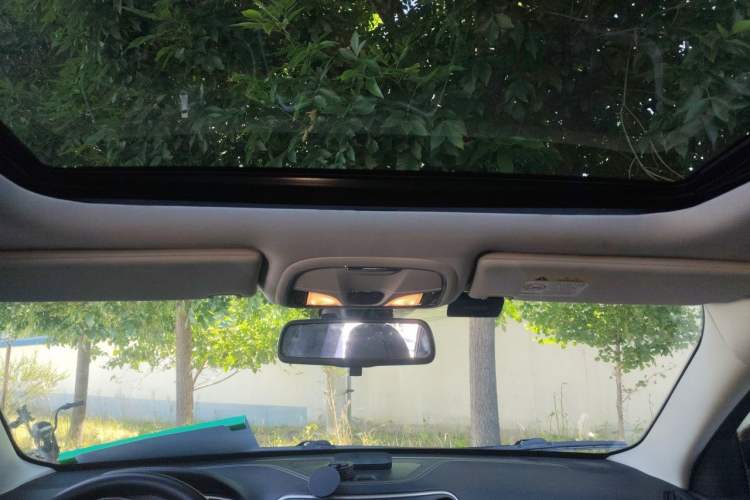 Used Jeep Cherokee 2016 2.0L Superior Edition Headliner