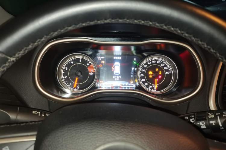 Used Jeep Cherokee 2016 2.0L Superior Edition Instrument Cluster