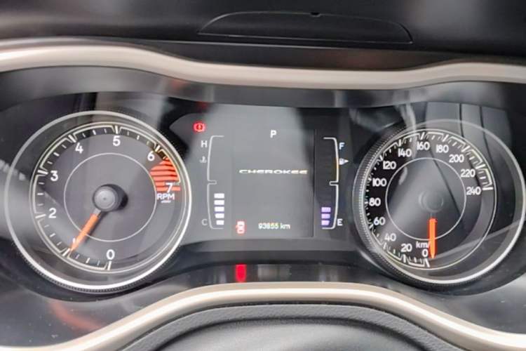 Used Jeep Cherokee 2016 2.4L Professional Edition Instrument Cluster