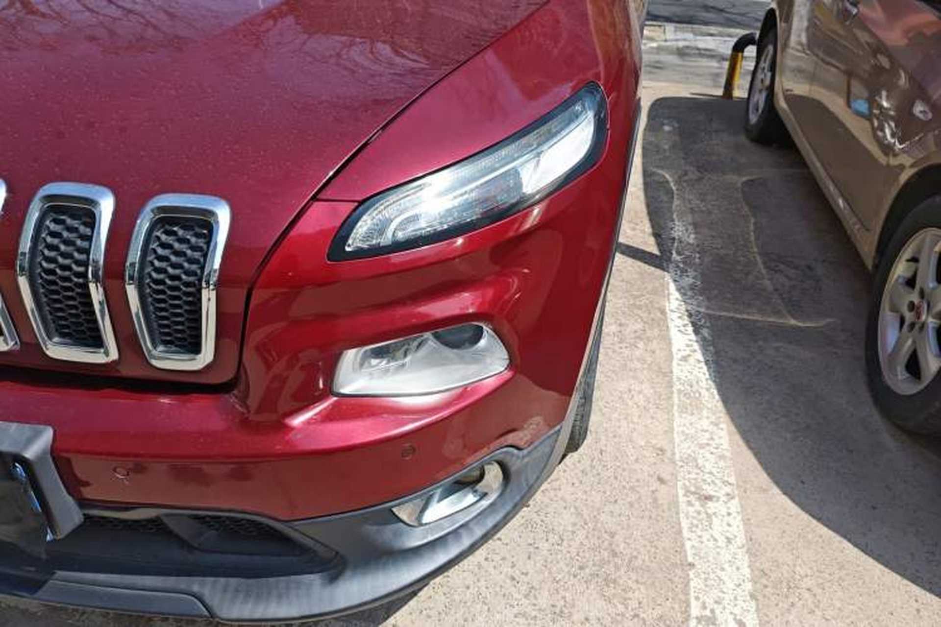 Used Jeep Cherokee 2016 2.4L Leading Edition Left Front Headlight