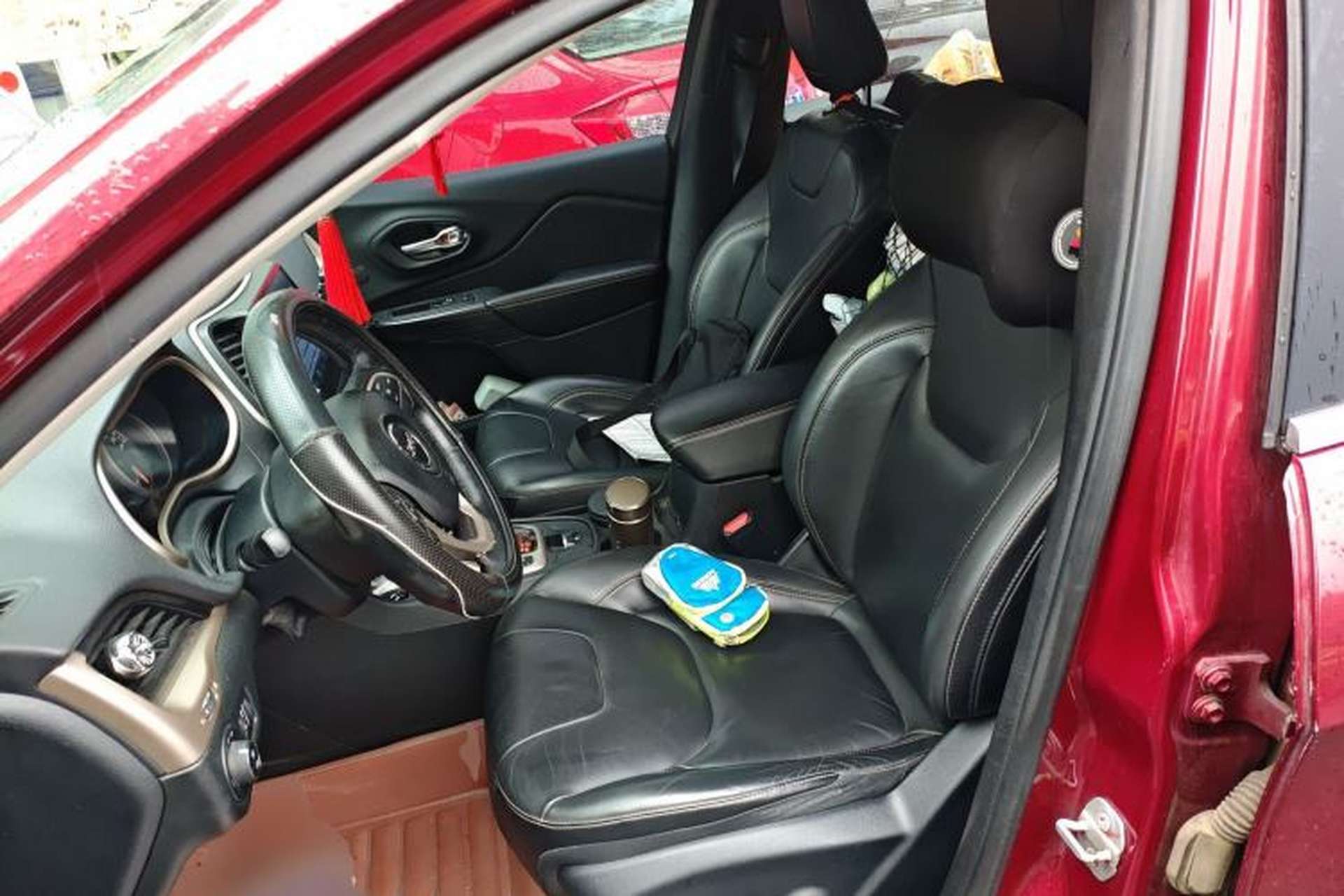 Used Jeep Cherokee 2016 2.4L Leading Edition Left Front Seat