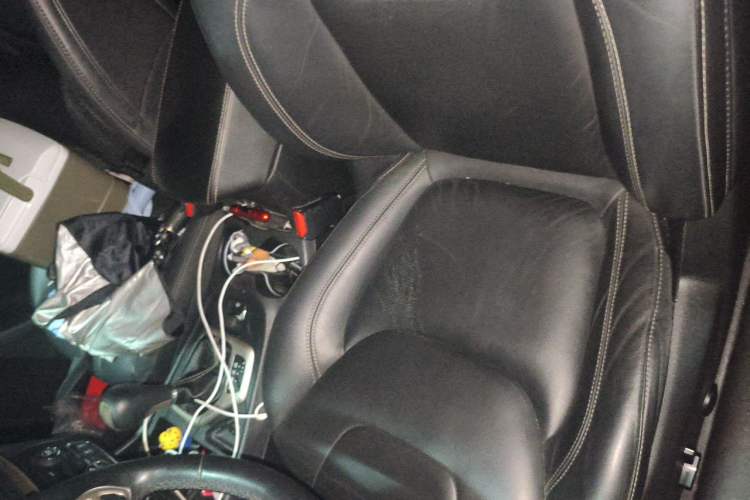Used Jeep Cherokee 2016 2.0L Superior Edition Left Front Seat