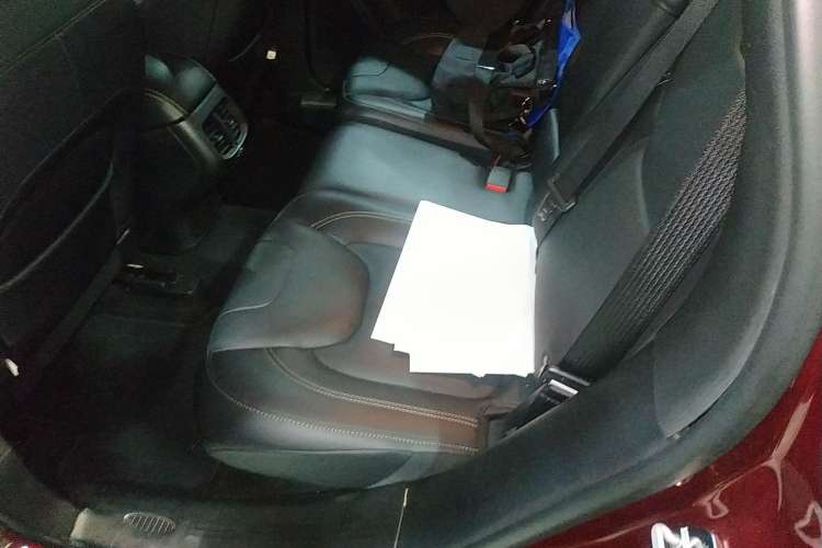 Used Jeep Cherokee 2016 2.4L Professional Smart Version Left Rear Seat