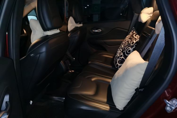 Used Jeep Cherokee 2016 2.4L Professional Smart Version Left Rear Seat