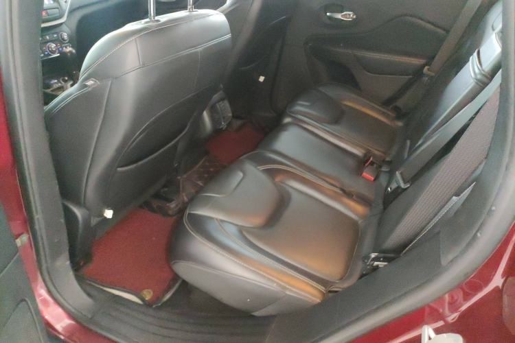 Used Jeep Cherokee 2016 2.0L Superior Edition Left Rear Seat