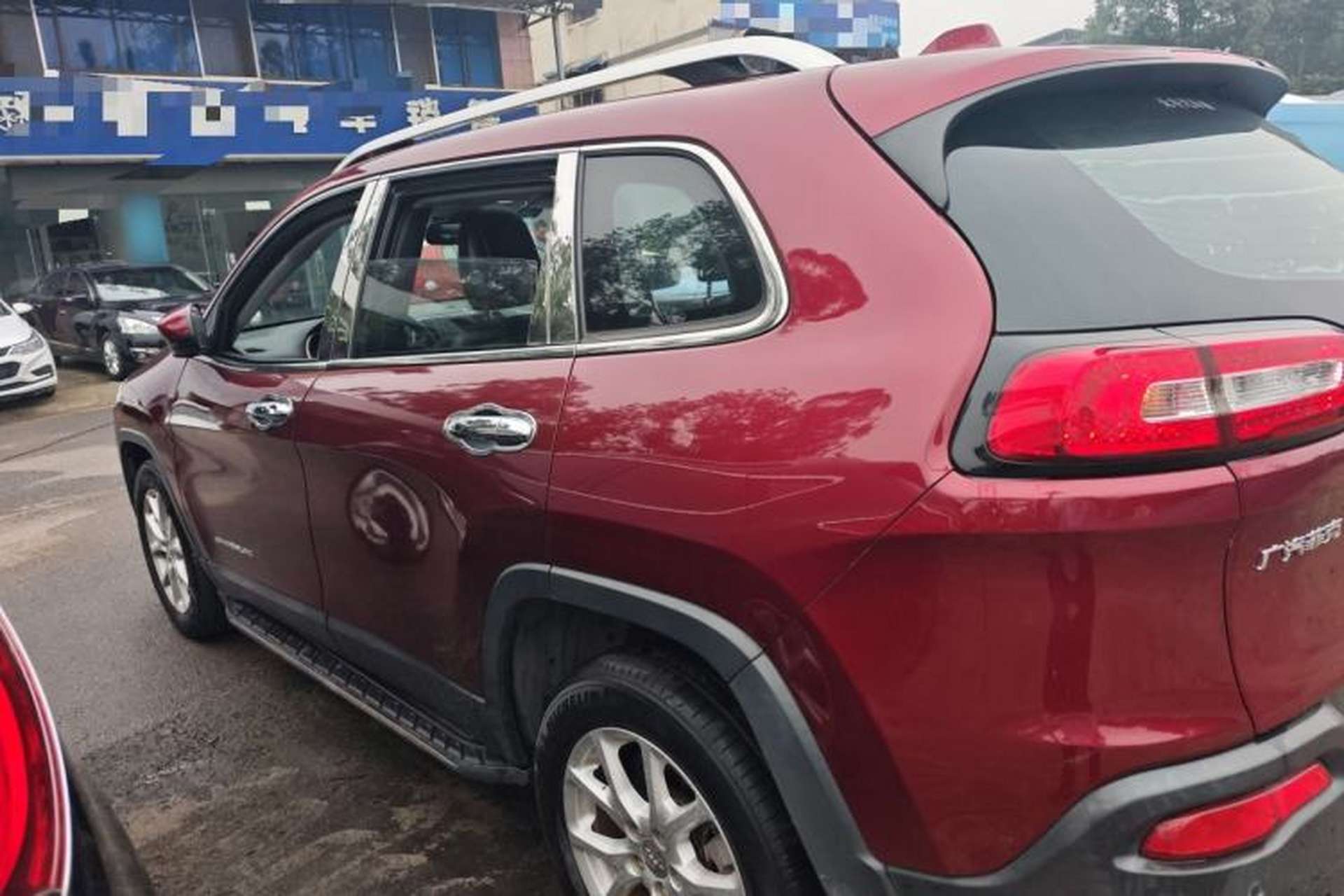 Used Jeep Cherokee 2016 2.4L Leading Edition Left Side