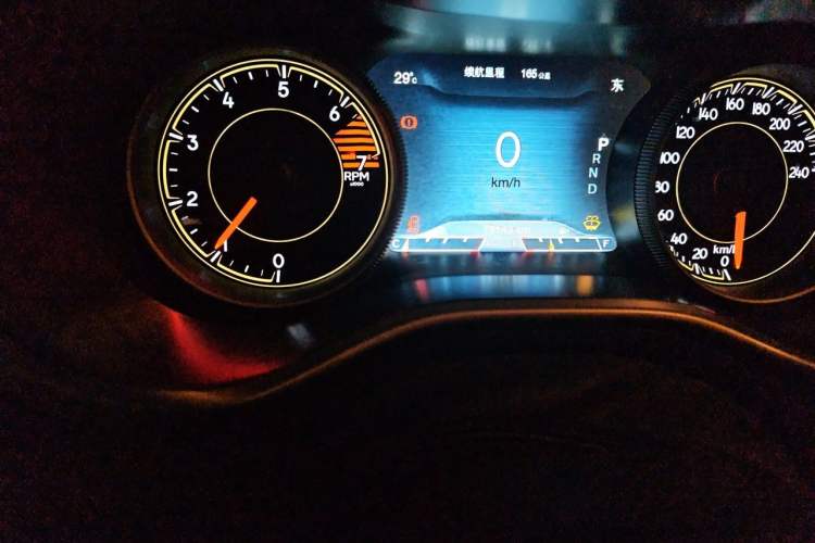 Used Jeep Cherokee 2016 2.4L Leading Smart Version Odometer Close Up