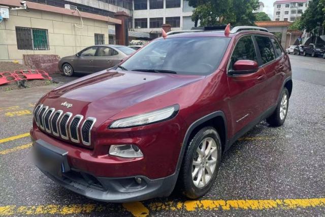 Used Jeep Cherokee 2016 2.0L Superior Edition