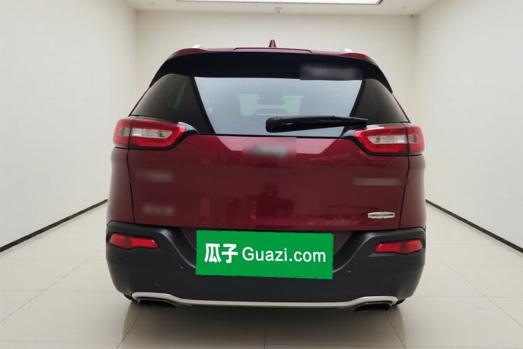 Used Jeep Cherokee 2016 2.4L Professional Edition Rear