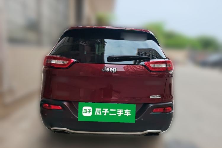 Used Jeep Cherokee 2016 2.4L Professional Edition Rear
