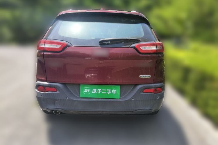 Used Jeep Cherokee 2016 2.0L Superior Edition Rear