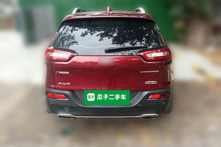 Used Jeep Cherokee 2016 2.4L Professional Edition Rear