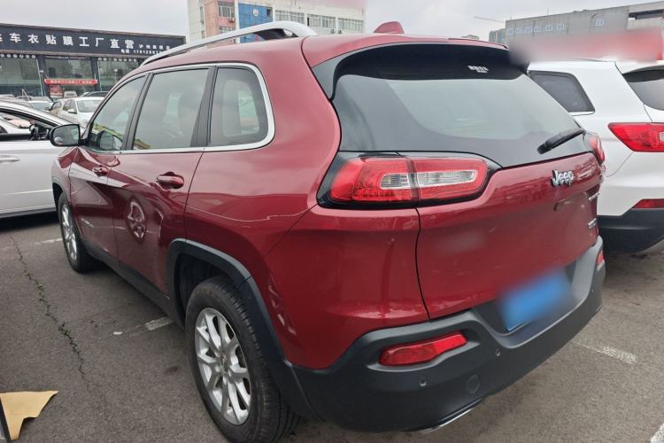 Used Jeep Cherokee 2016 2.4L Leading Smart Version Rear Left 45 Deg