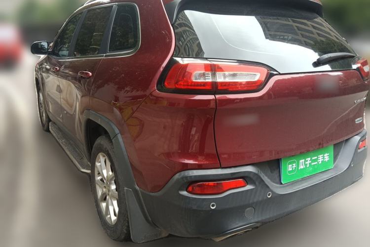 Used Jeep Cherokee 2016 2.4L Leading Edition Rear Left 45 Deg