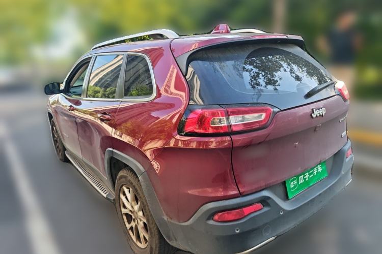 Used Jeep Cherokee 2016 2.4L Professional Smart Version Rear Left 45 Deg