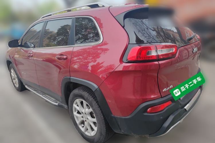 Used Jeep Cherokee 2016 2.4L Professional Smart Version Rear Left 45 Deg