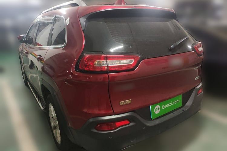 Used Jeep Cherokee 2016 2.4L Leading Smart Version Rear Left 45 Deg