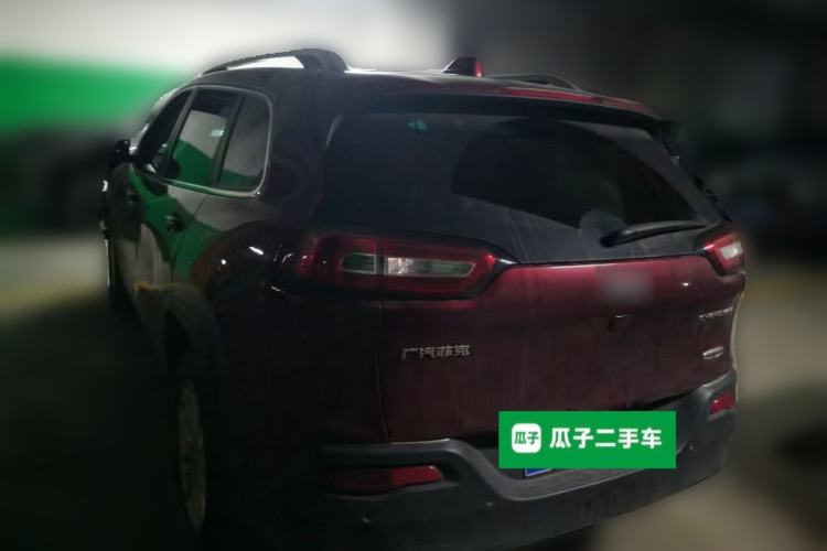 Used Jeep Cherokee 2016 2.0L Superior Edition Rear Left 45 Deg