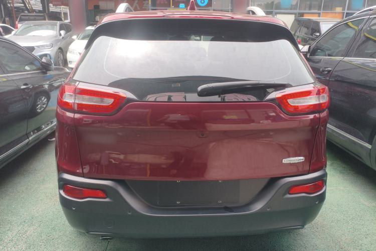 Used Jeep Cherokee 2016 2.0L Superior Edition Rear